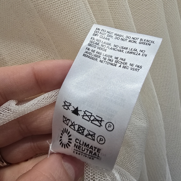 Reformation Prisca Elegant Cream Tulle Skirt Size M - Picture 10 of 17